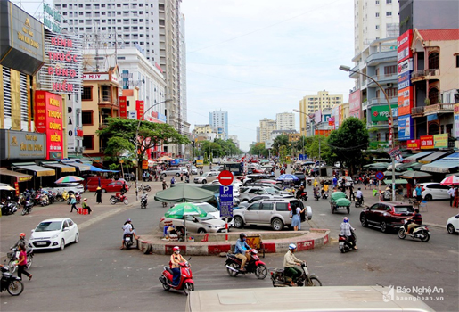 Thành phố Vinh mở phố đêm trước chợ Vinh