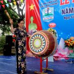 Bí thư Đảng ủy Khối Các cơ quan tỉnh dự lễ khai giảng tại huyện Thanh Chương