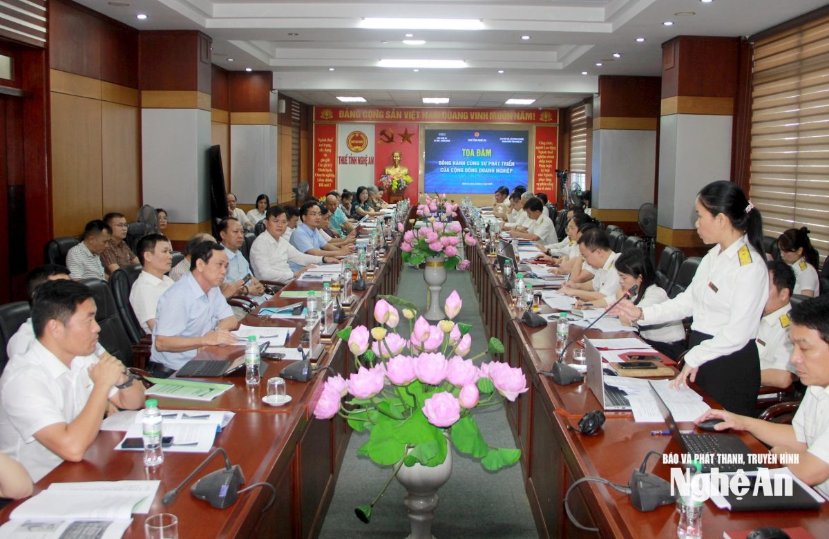 Thuế tỉnh Nghệ An luôn đồng hành, hỗ trợ doanh nghiệp và người nộp thuế